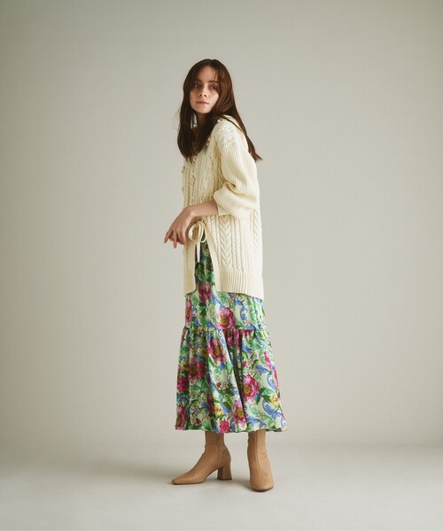 GRACE CONTINENTAL(グレースコンチネンタル)の「レースアップニットトップ(ニット/セーター・レディース・ホワイト/ネイビー・36)」の5枚目の写真