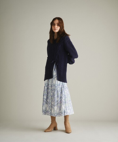 GRACE CONTINENTAL(グレースコンチネンタル)の「レースアップニットトップ(ニット/セーター・レディース・ホワイト/ネイビー・36)」の12枚目の写真