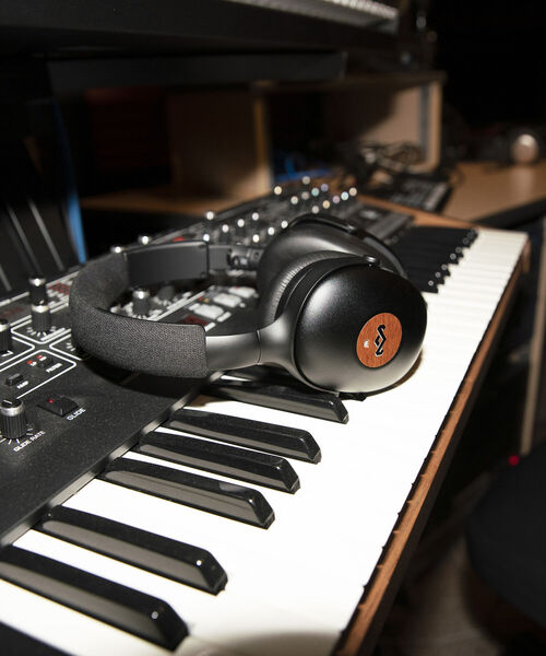 BEAMS RECORDS（ビームスレコーズ）の「House Of Marley / POSITIVE VIBRATION XL ANC（ヘッドフォン/イヤホン・メンズ・ブラック・ONE SIZE）」の3枚目の写真