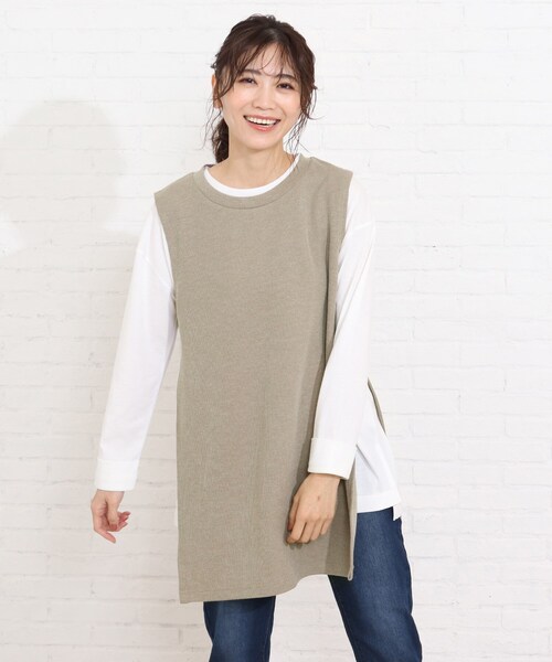 SHOO・LA・RUE(シューラルー)の「◆【2点セット】ベスト×ロングTシャツ(その他トップス・レディース・ベージュ/ブラック/ダークグリーン・04/02/03)」の3枚目の写真