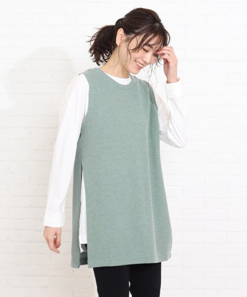 SHOO・LA・RUE(シューラルー)の「◆【2点セット】ベスト×ロングTシャツ(その他トップス・レディース・ベージュ/ブラック/ダークグリーン・04/02/03)」の1枚目の写真