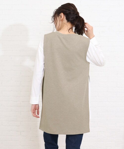 SHOO・LA・RUE(シューラルー)の「◆【2点セット】ベスト×ロングTシャツ(その他トップス・レディース・ベージュ/ブラック/ダークグリーン・04/02/03)」の10枚目の写真