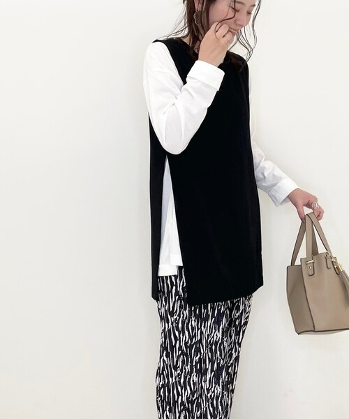 SHOO・LA・RUE(シューラルー)の「◆【2点セット】ベスト×ロングTシャツ(その他トップス・レディース・ベージュ/ブラック/ダークグリーン・04/02/03)」の20枚目の写真