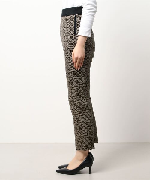 Lugnoncure（ルノンキュール）の「幾何柄ニットワイドパンツ（その他パンツ・レディース・ブラック/グレー/オフホワイト・ﾌﾘ-）」の4枚目の写真