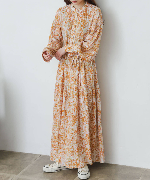 SENSE OF PLACE by URBAN RESEARCH(センスオブプレイスバイアーバンリサーチ)の「ボリュームスリーブティアードワンピース(ワンピース・レディース・オレンジ系その他/ブラック/ライトベージュ/ブルー系その他・ONE)」の15枚目の写真