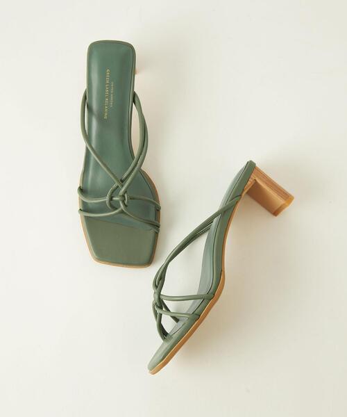 green label relaxing（グリーンレーベルリラクシング）の「【矢野未希子さん着用】＜Oggi×green label relaxing＞スクエアチューブ サンダル(5cmヒール)（サンダル・レディース・オフホワイト/クリーム/ブラック/ケリー・S/M/L/LL/XS）」の6枚目の写真