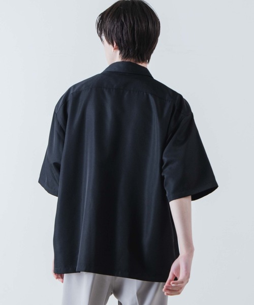WEGO(ウィゴー)の「WEGO/シンプルロゴ半袖BIGシャツ(シャツ/ブラウス・メンズ・ブラック/ホワイト/ベージュ・LARGE/MEDIUM)」の12枚目の写真