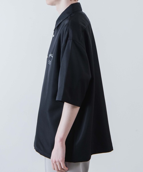 WEGO(ウィゴー)の「WEGO/シンプルロゴ半袖BIGシャツ(シャツ/ブラウス・メンズ・ブラック/ホワイト/ベージュ・LARGE/MEDIUM)」の18枚目の写真