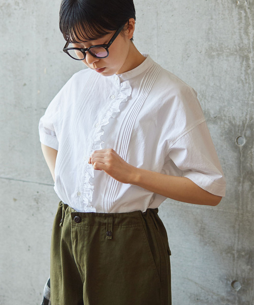 PAR ICI（パーリッシィ）の「グランジウォッシュ/ギンガムチェック 前立てフリルブラウス（シャツ/ブラウス・レディース・ホワイト/ブラック系その他/ブルー系その他/アイボリー・FREE）」の6枚目の写真