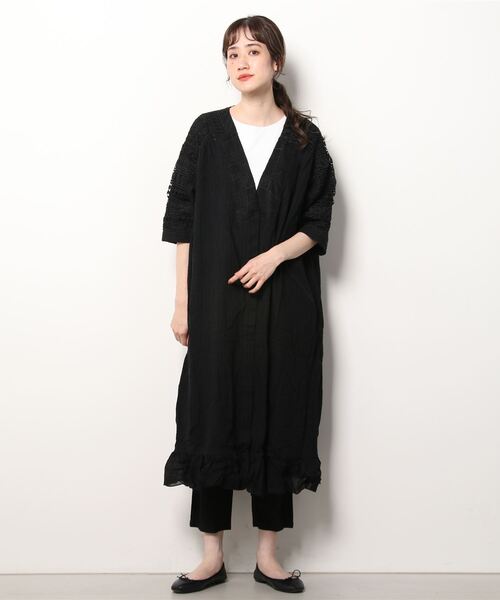 sandy（サンディー）の「【sandy】レース切り替えガウン（ガウン/バスローブ・レディース・ブラック/ネイビー/オフホワイト/グレー系その他・FREE）」の2枚目の写真