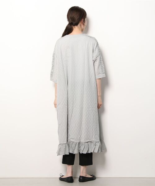 sandy（サンディー）の「【sandy】レース切り替えガウン（ガウン/バスローブ・レディース・ブラック/ネイビー/オフホワイト/グレー系その他・FREE）」の6枚目の写真