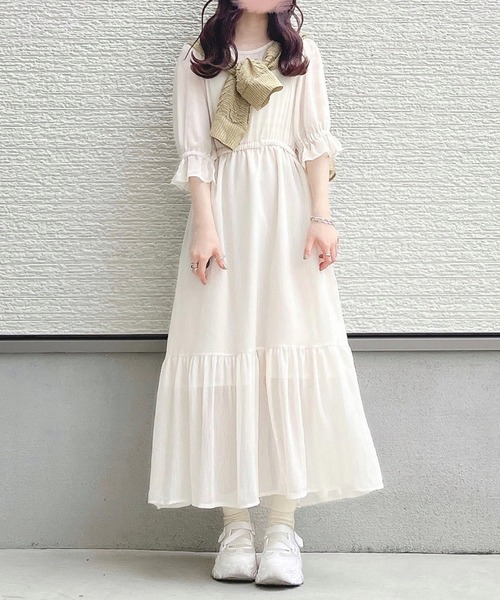 toucher du brise(トゥシェドブリーズ)の「【yuririnコラボ】キャンディースリーブティアードワンピース(ワンピース・レディース・ブラック/オフホワイト/ベージュ・M)」の4枚目の写真