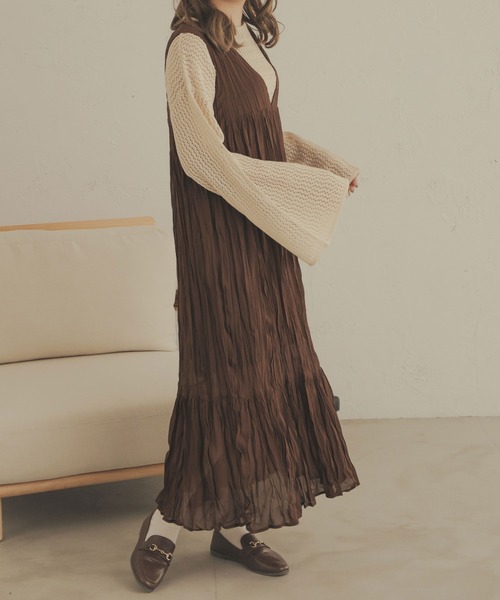 Ambre Neige（アンブルネージュ）の「【前後2WAY／2サイズ展開】クリンクルノースリーブワンピース／WEB/EC限定商品（ワンピース・レディース・ベージュ/アイボリー/モカ/ブラック/ダークブラウン・FREE/MEDIUM/SMALL）」の14枚目の写真