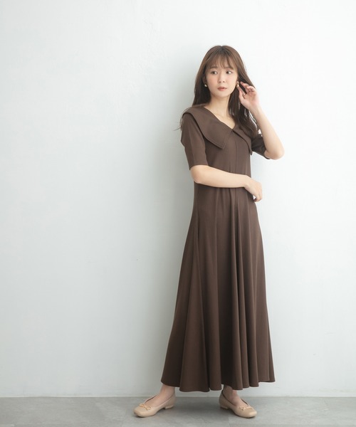 ADIRA（アディラ）の「ビッグカラーカットリブワンピ（ワンピース・レディース・ブラウン/アイボリー/オレンジ・MEDIUM）」の16枚目の写真