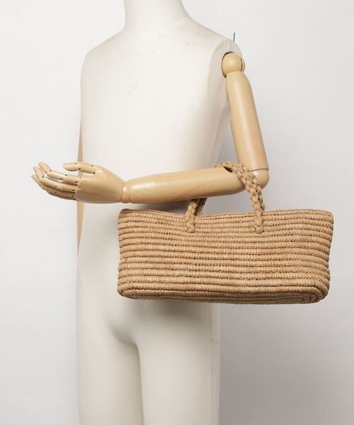 NOLLEY’S（ノーリーズ）の「Le Voyage en panier 編みハンドルフラットかご（かごバッグ・レディース・ベージュ・FREE）」の3枚目の写真