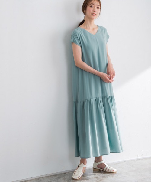 裾切り替えフレンチスリーブワンピース