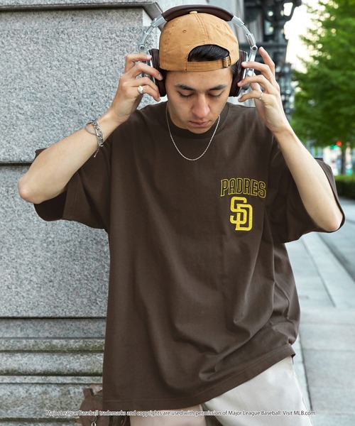 MLB（メジャーリーグベースボール）の「MLB/メジャーリーグベースボール 別注 ワッペン刺繍 ビッグシルエット半袖Tシャツ（Tシャツ/カットソー）」｜詳細画像
