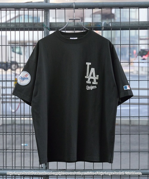 MLB（メジャーリーグベースボール）の「MLB/メジャーリーグベースボール 別注 ワッペン刺繍 ビッグシルエット半袖Tシャツ（Tシャツ/カットソー）」｜詳細画像