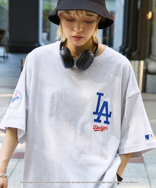 MLB（メジャーリーグベースボール）の「MLB/メジャーリーグベースボール 別注 ワッペン刺繍 ビッグシルエット半袖Tシャツ（Tシャツ/カットソー）」｜詳細画像