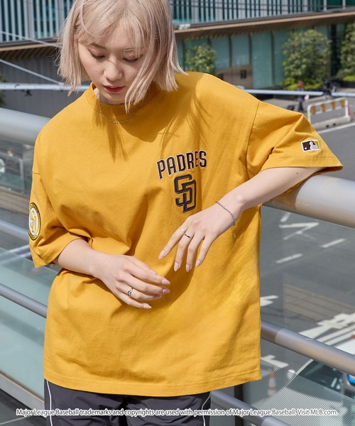MLB（メジャーリーグベースボール）の「MLB/メジャーリーグベースボール 別注 ワッペン刺繍 ビッグシルエット半袖Tシャツ（Tシャツ/カットソー）」｜詳細画像