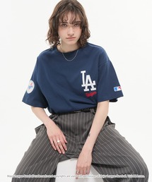 MLB（メジャーリーグベースボール）の「MLB/メジャーリーグベースボール 別注 ワッペン刺繍 ビッグシルエット半袖Tシャツ（Tシャツ/カットソー）」