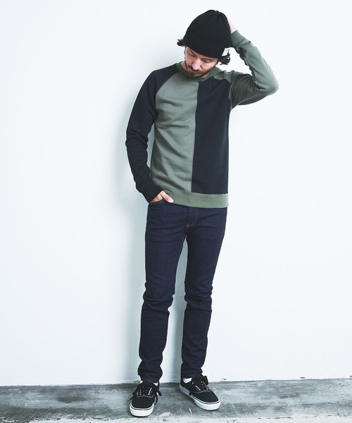 Magine（マージン）の「BACK BRASHED URAKE CRAZY PATTERN  C/N L/S:裏毛裏起毛 クレイジーパターン クルーネックロングスリーブ 22AW（スウェット・メンズ・ホワイト/グレー/オリーブ/グレイッシュベージュ・44/46/48）」の5枚目の写真