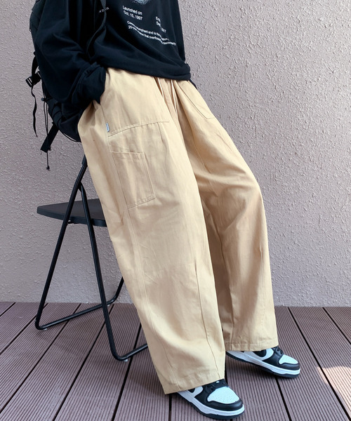 neos（ネオス）の「【neos -addictive design-】ルーズシルエット バルーン ペインター ワイド パンツ（その他パンツ・メンズ・ホワイト/ブラック/ベージュ・MEDIUM/LARGE/X-LARGE）」の12枚目の写真