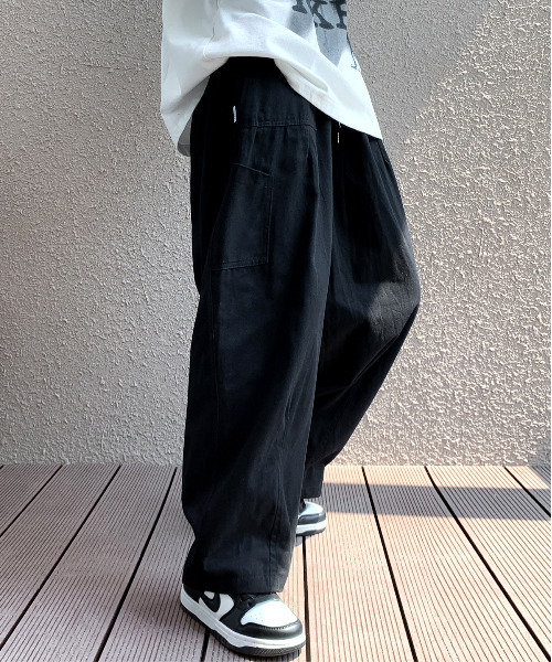 neos（ネオス）の「【neos -addictive design-】ルーズシルエット バルーン ペインター ワイド パンツ（その他パンツ・メンズ・ホワイト/ブラック/ベージュ・MEDIUM/LARGE/X-LARGE）」の15枚目の写真
