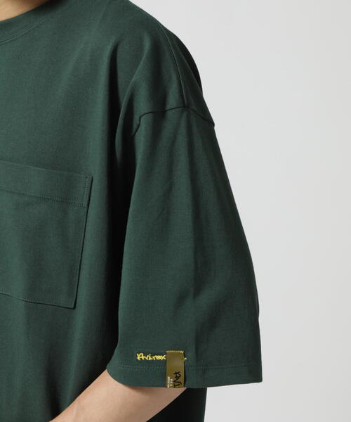 AVIREX（アヴィレックス）の「【WEB&DEPOT限定】 EMBROIDERY TAPING & TAPING POCKET CREW NECK T-SHIRT（Tシャツ/カットソー・メンズ・ホワイト/ブラック/ブラウン/グレー系その他3/ダークグリーン系・F/M/L/XL/2XL）」の22枚目の写真