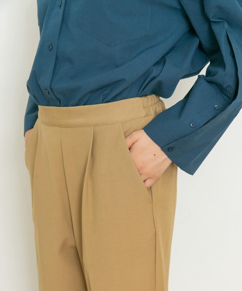 UR Lab.（アーバンリサーチラボ）の「カラフルテーパードパンツ（その他パンツ・レディース・ブラック/ベージュ/ブラウン/グレー/ブルー・MEDIUM/SMALL）」の22枚目の写真