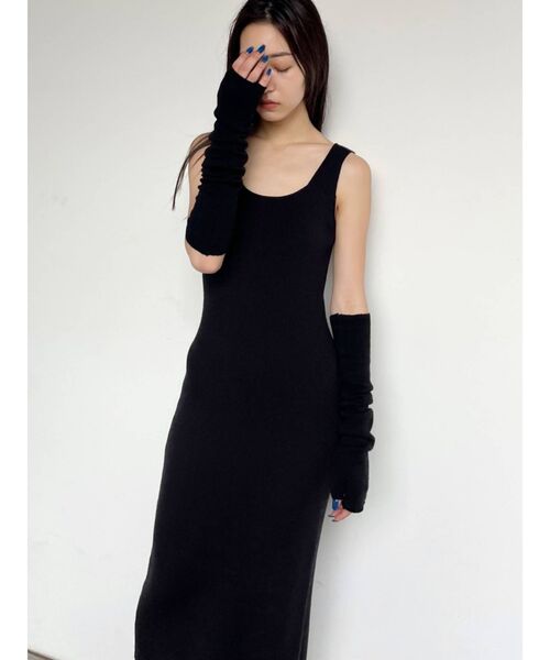 EMODA（エモダ）の「ニットハンドウォーマー（アームカバー・レディース・ブラック/ブルー・FREE）」の7枚目の写真