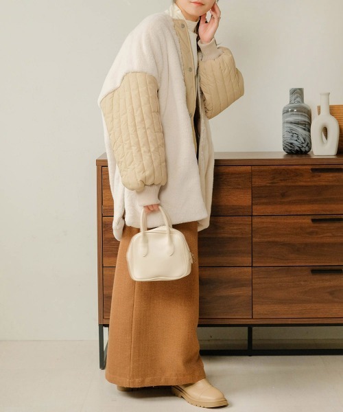 Bab（バブ）の「ファーキルティングアウター（ブルゾン・レディース・アイボリー/カーキ/モカ・M）」の6枚目の写真