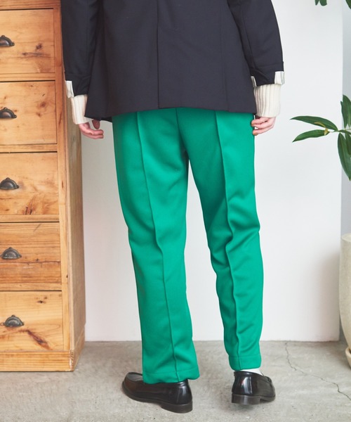 CHILD WOMAN(チャイルドウーマン)の「4段スムース イージーパンツ(その他パンツ・レディース・レッド/グリーン・38/36)」の5枚目の写真