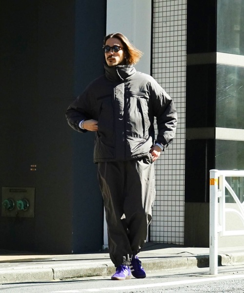 UNIIT（ユニット）の「【UNIIT/ユニット】撥水　ビッグシルエット　ナイロン　裏総メッシュ　ワイド　トラックパンツ　セットアップ対応可能アイテム（その他パンツ・メンズ・チャコールグレー/ブラック/ブルー/グリーン・MEDIUM/LARGE/X-LARGE）」の22枚目の写真