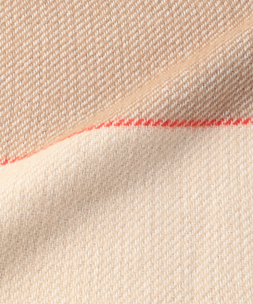 MONO　COMME CA（モノコムサ）の「ポンチョストール（ストール/ショール・レディース・ベージュ/ブラック系/サックスブルー・FREE）」の14枚目の写真