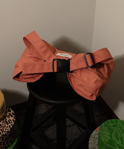 WhoWhat（フーワット）の「RIBON POUCH <CANVAS>（ショルダー