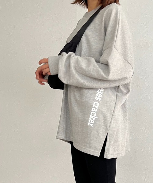 ISOOK(アイスー)の「【ZOZO限定】Back print loose tops / バックプリントルーズトップス(Tシャツ/カットソー・レディース・グレー/ブラック・FREE)」の6枚目の写真