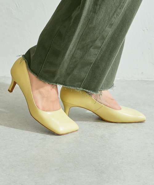 PAPILLONNER(パピヨネ)の「【OT】レザースクエアトゥヒール/PAPILLONNER/パピヨネ(パンプス・レディース・レモンイエロー/ブラック/グレイッシュベージュ・36/38/37)」の8枚目の写真