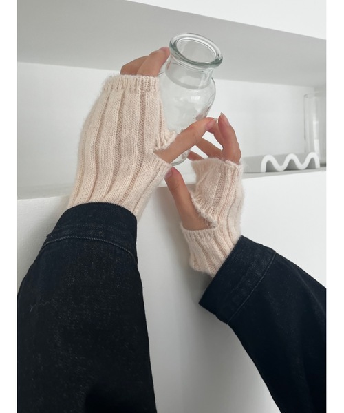 JUMELLE（ジュメロ）の「リブアームウォーマー（アームカバー・レディース・アイボリー/ピンク・FREE）」の16枚目の写真