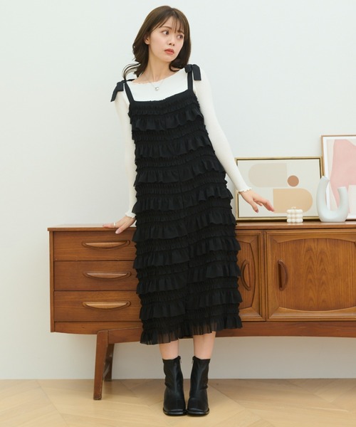 paravion(パラビオン)の「【贅沢なたっぷりフリル】【リボンで長さ調整可能】フリルキャミワンピース(ワンピース・レディース・ブラック/アイボリー・FREE)」の16枚目の写真