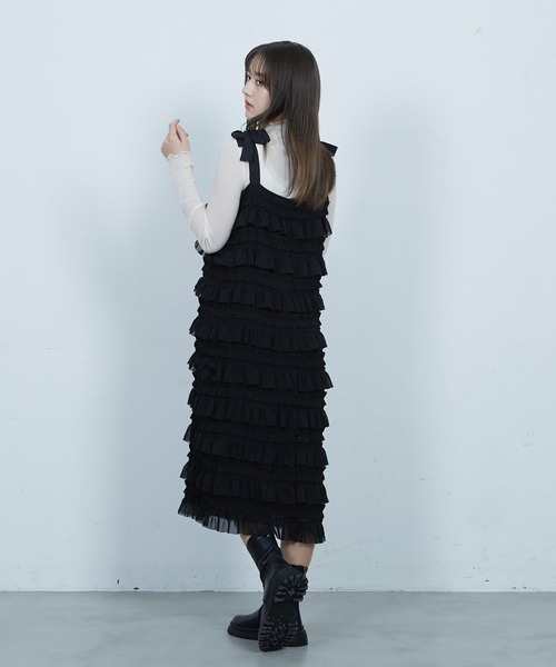 paravion(パラビオン)の「【贅沢なたっぷりフリル】【リボンで長さ調整可能】フリルキャミワンピース(ワンピース・レディース・ブラック/アイボリー・FREE)」の18枚目の写真