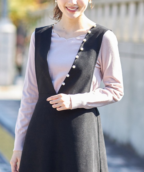 tocco closet（トッコ　クローゼット）の「スカラネック刺繍ニットプルオーバー（ニット/セーター・レディース・ピンクベージュ/ブラック/オフホワイト・M）」の2枚目の写真