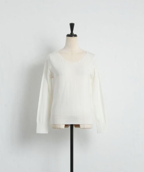tocco closet（トッコ　クローゼット）の「スカラネック刺繍ニットプルオーバー（ニット/セーター・レディース・ピンクベージュ/ブラック/オフホワイト・M）」の10枚目の写真
