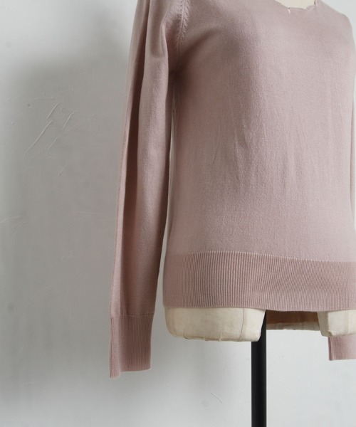 tocco closet（トッコ　クローゼット）の「スカラネック刺繍ニットプルオーバー（ニット/セーター・レディース・ピンクベージュ/ブラック/オフホワイト・M）」の14枚目の写真