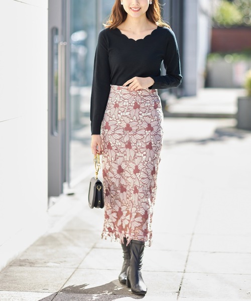tocco closet（トッコ　クローゼット）の「スカラネック刺繍ニットプルオーバー（ニット/セーター・レディース・ピンクベージュ/ブラック/オフホワイト・M）」の12枚目の写真