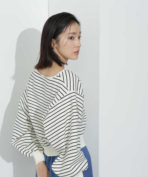 NATURAL BEAUTY BASIC（ナチュラルビューティーベーシック）の「クロップドボーダーニット（ニット/セーター・レディース・ホワイト系その他/ブラック系その他/パープル系その他・FREE）」の6枚目の写真