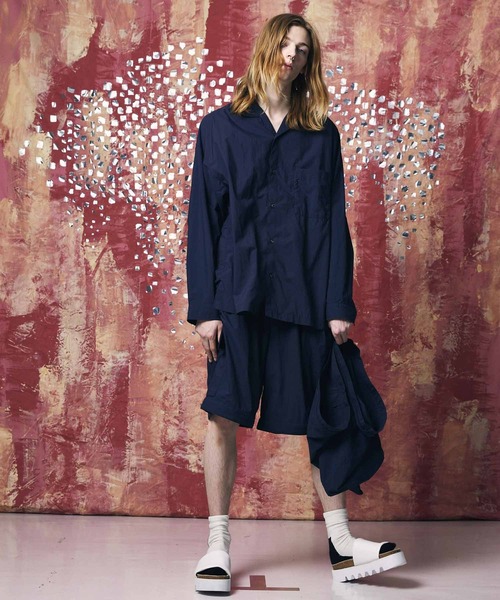 MAISON SPECIAL（メゾンスペシャル）の「《ユニセックスアイテム》【FACT FASHION】ハイパーウォータープルーフタフタ2WAYプライムワイドカーゴパンツ【MAISON SPECIAL/メゾンスペシャル】■セットアップ対応■（カーゴパンツ・メンズ・オフホワイト/カーキ/ネイビー/ブラック・1/0）」の6枚目の写真