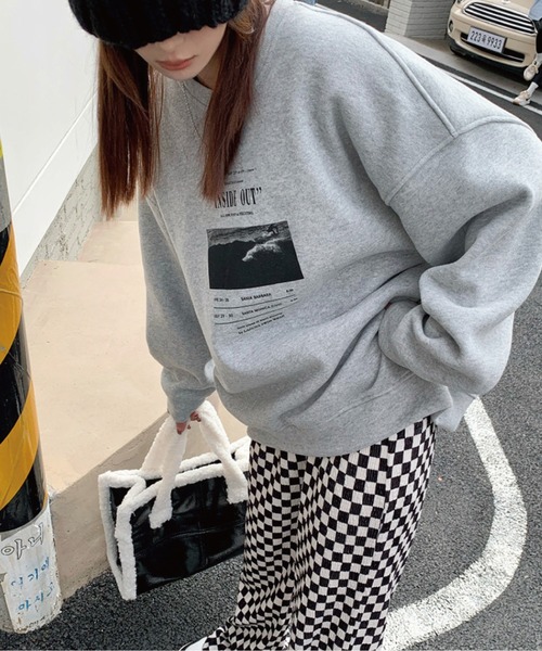 meJane（ミージェーン）の「レタリングロゴフォトプリントロンT（Tシャツ/カットソー・レディース・ホワイト/ネイビー/グレー・FREE）」の9枚目の写真