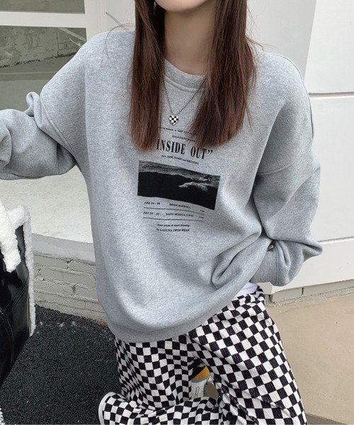 meJane（ミージェーン）の「レタリングロゴフォトプリントロンT（Tシャツ/カットソー・レディース・ホワイト/ネイビー/グレー・FREE）」の11枚目の写真