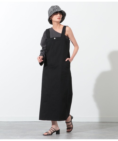 Settimissimo（セッティミッシモ）の「サイドスリットカツラギジャンパースカート（ジャンパースカート・レディース・ブラック/キナリ・FREE）」の13枚目の写真